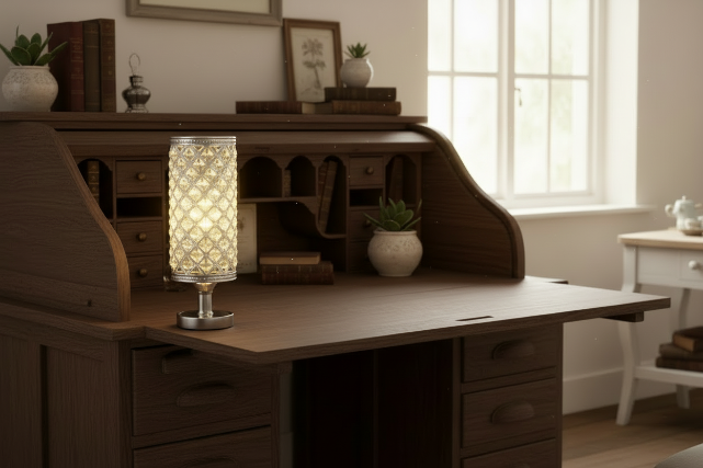 Crystal Elegance Bedside Lamp – Modern Romance