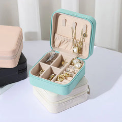 Compact Zipper Jewelry Box: Travel-Friendly Storage