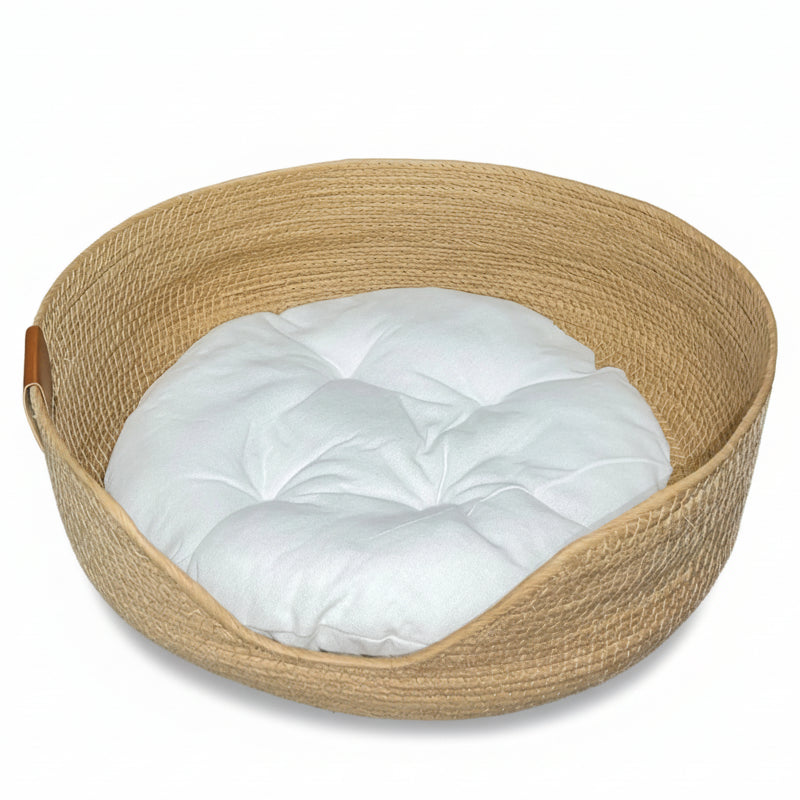 Japanese Style Woven Small Pet Bed – Breathable Comfort, Timeless Look