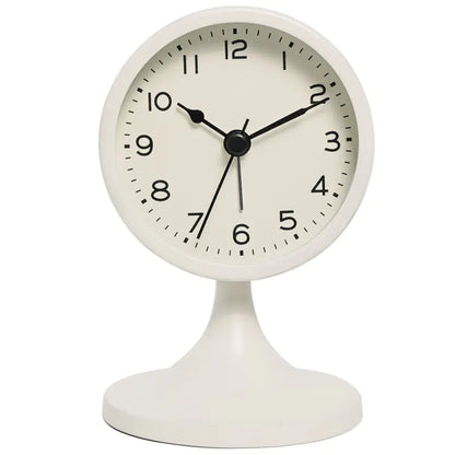 Retro-Style Vintage Metal Alarm Clock – Silent Bedside Clock