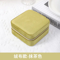 Compact Zipper Jewelry Box: Travel-Friendly Storage