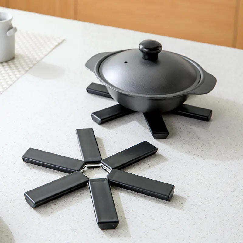Foldable, Eco-Friendly, Heat-Resistant Pot Mat / Trivet